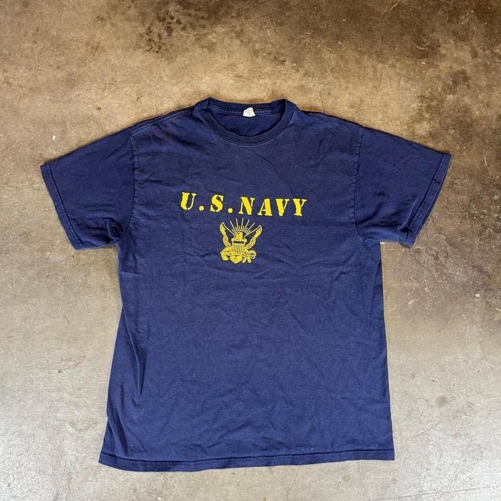 Navy blue vintage 90s U.S. Navy T-shirt Size men's Large‎